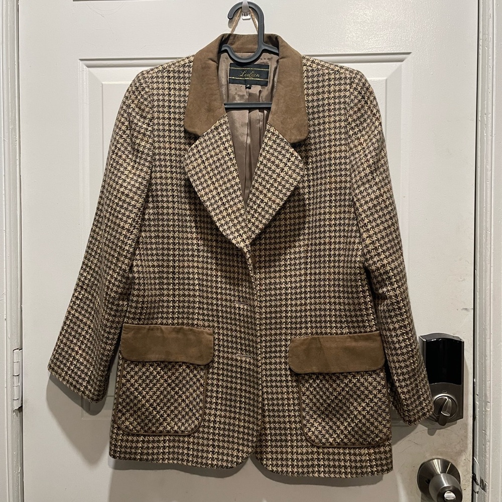 LEILIAN blazer, made in Japan, imported fabrics from Scotland, suede details